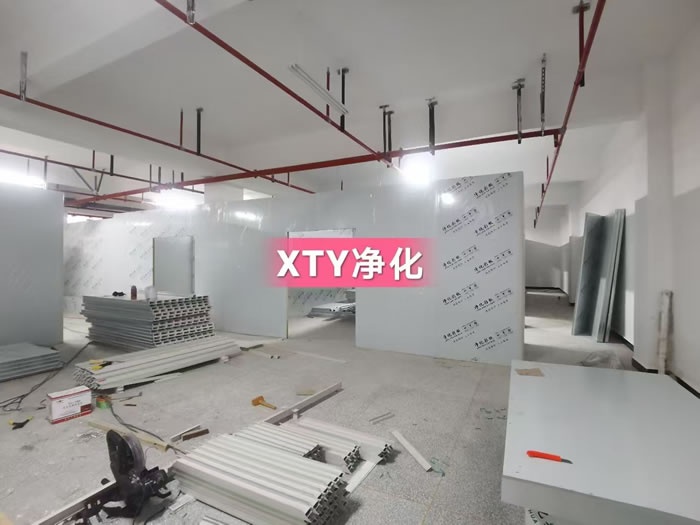 重慶三峽雲海(hǎi)藥業(yè)股份有(yǒu)限公司車(chē)間(jiān)施工(gōng)現(xiàn)場(chǎng)